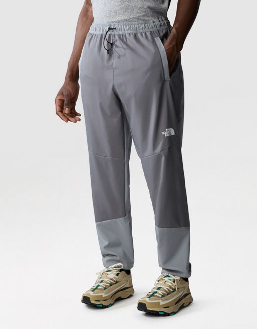 The North Face - Mountain Athletics - Wind trainingsbroek in monument grijs en smoked pearl