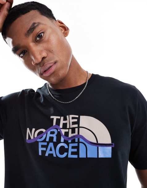 The North Face – Mountain Line – T-Shirt in Schwarz - view 1