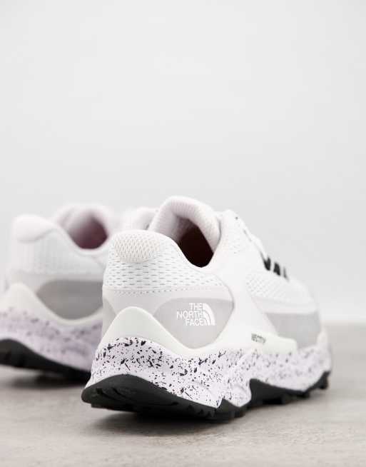 The North Face Mountain Lite Sneaker in WeiB ASOS