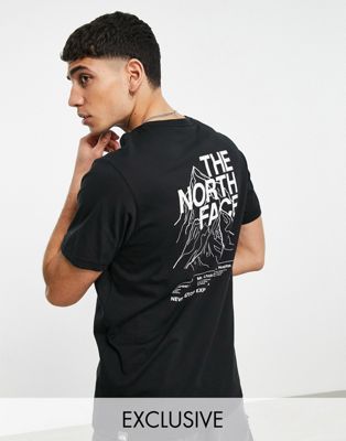 The North Face Mountain Outline t-shirt in black Exclusive at ASOS | ASOS
