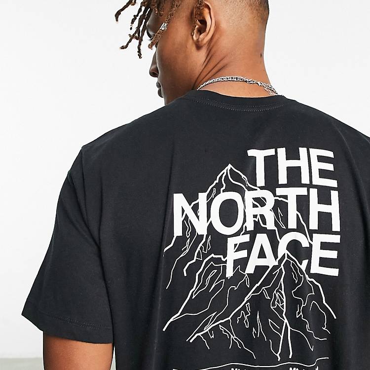 The North Face Mountain Outline t-shirt in black |