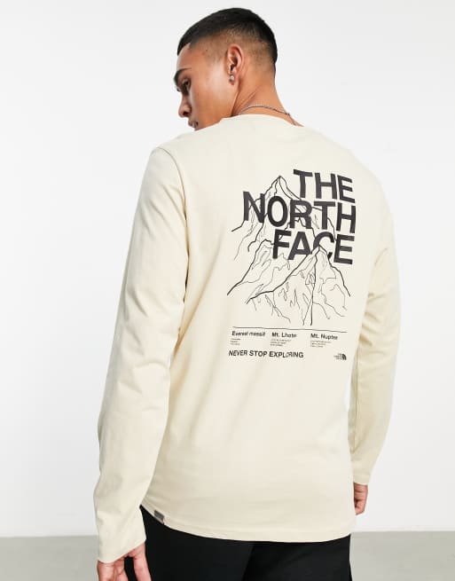 The North Face - Mountain Outline - T-shirt met lange mouwen en print op de achterkant in stone, exclusief bij ASOS