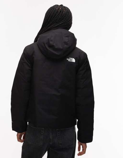 The North Face – Mountain Range – Svart parkas med huva med dun-look, 4 av 4