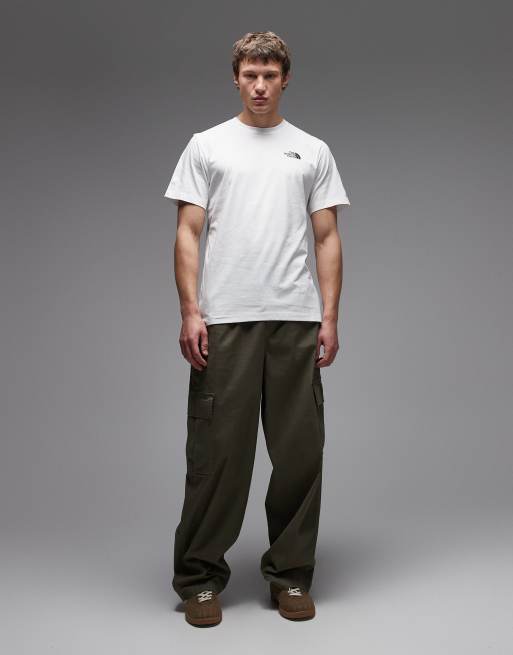 The North Face – Mountain Sketch – T-Shirt in Weiß mit Rückenprint, 2 von 5