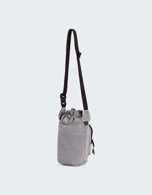 The North Face Never stop Bucket-Tasche in Cumulus Cloud, 3 von 4