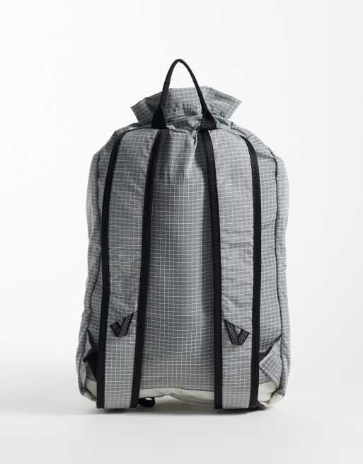 The North Face Never Stop cinch pack in grey, 4 of 4