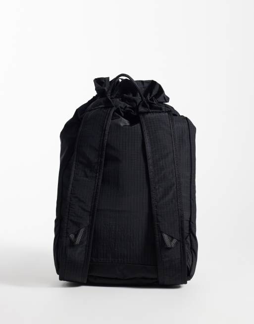 The North Face Never Stop cinch-taske i sort, 4 af 4