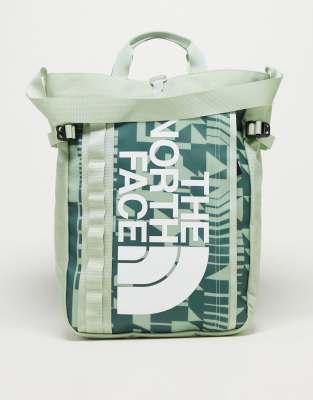 The North Face NSE Base Camp tote bag in sage green geo print