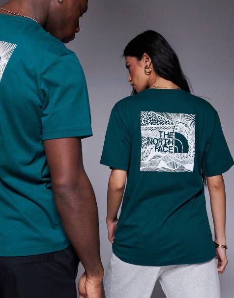 The North Face – NSE Box Celebration – T-Shirt in Dunkelgrün mit Rückenprint - view 1