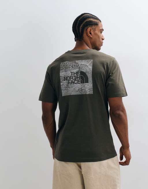 The North Face NSE Celebration Grafik-T-Shirt in Dunkelgrün, 3 von 5