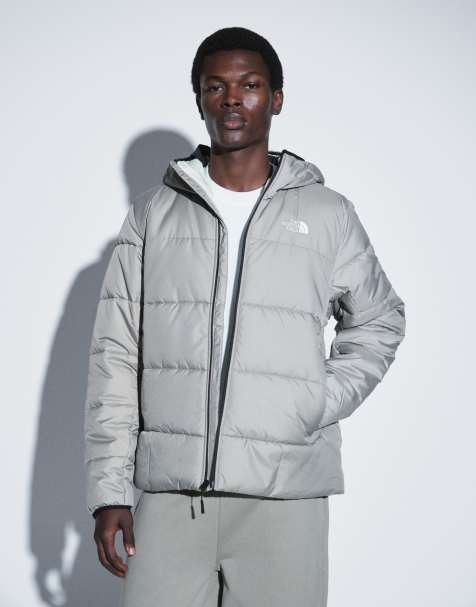 The North Face NSE chaqueta con capucha y mascarilla en gris - view 1