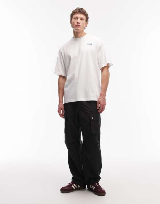 The North Face - NSE Liquid Box - T-shirt oversize bianca con stampa sul retro, 2 di 5