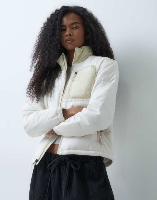 The North Face Nuketo Jacke mit synthetischer Isolierung in Weiß und Stein, 4 von 5