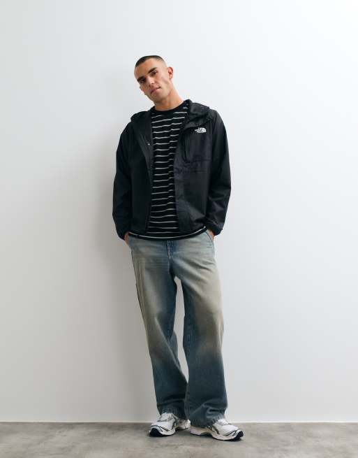 The North Face Nuketo wind jacket in black, 2 of 5