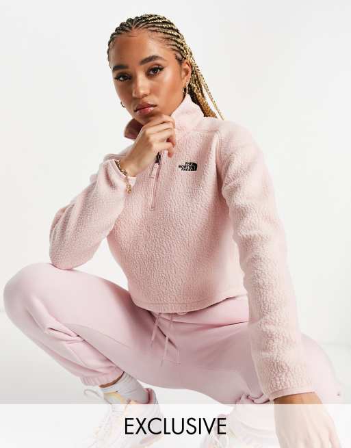 https://images.asos-media.com/products/the-north-face-osito-cropped-sherpa-fleece-in-pink-exclusive-at-asos/24419849-1-peachpink?$n_640w$&wid=513&fit=constrain