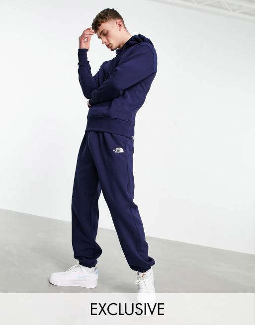The North Face Essential sweats co-ord in navy Exclusive at ASOS, 4 of 4