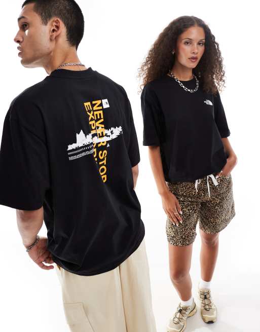 The North Face - Oversized T-shirt med digitalt bjergprint på ryggen i sort
