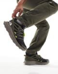 [The North Face] The North Face Oxeye Tech trainers in green 45.5 GREEN