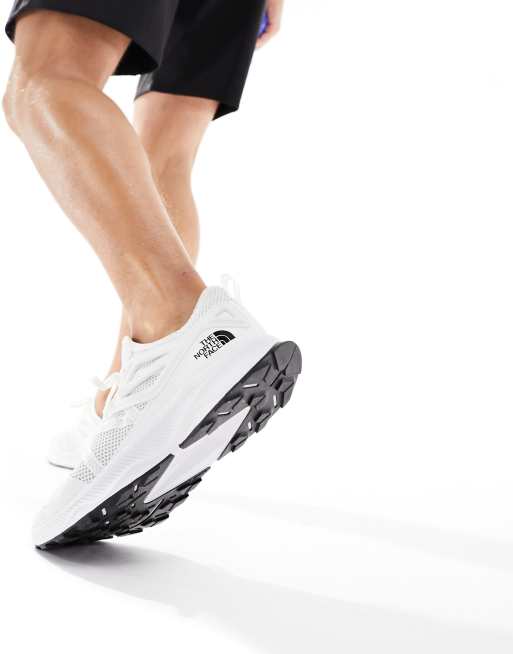 The North Face - Oxeye - Trail - Sneakers in drievoudig wit