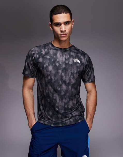 The North Face – Pentadome – Svart, mönstrad t-shirt med präglad 24/7 -logga - view 1