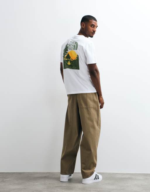 The North Face Pitch a Tent T-shirt a maniche corte grafica bianca, 3 di 5