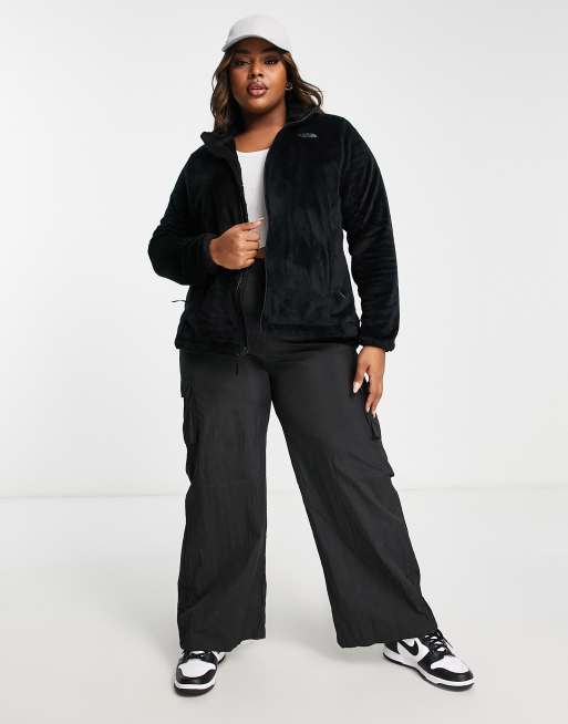 The North Face Plus - Osito - Pile soffice nero con zip, 3 di 4
