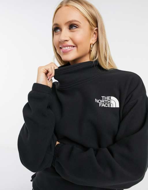 North face black online sweater