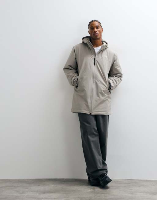 The North Face Range lightweight hooded parka jacket in stone, 2 of 5