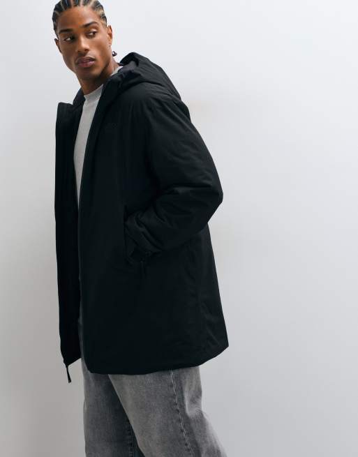 The North Face Range LT parka jacket in black, 2 of 5