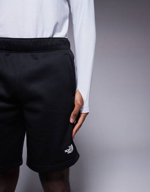 The North Face Reaxion logo fleece shorts in black, 5 of 5