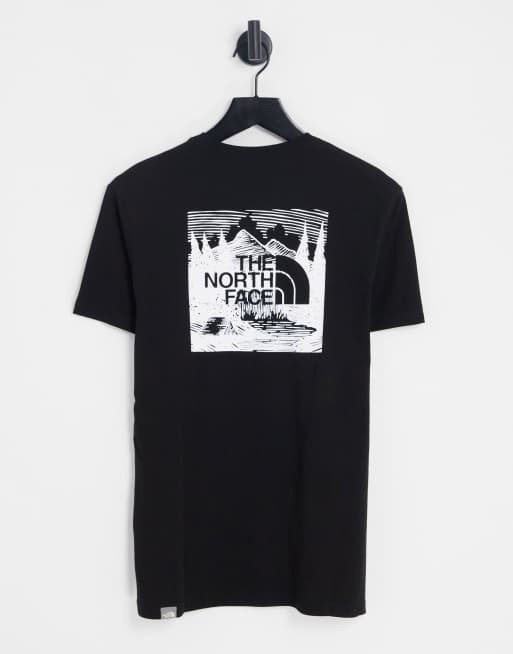 The North Face - Red Box Celebration - Sort T-shirt - Kun hos ASOS 
