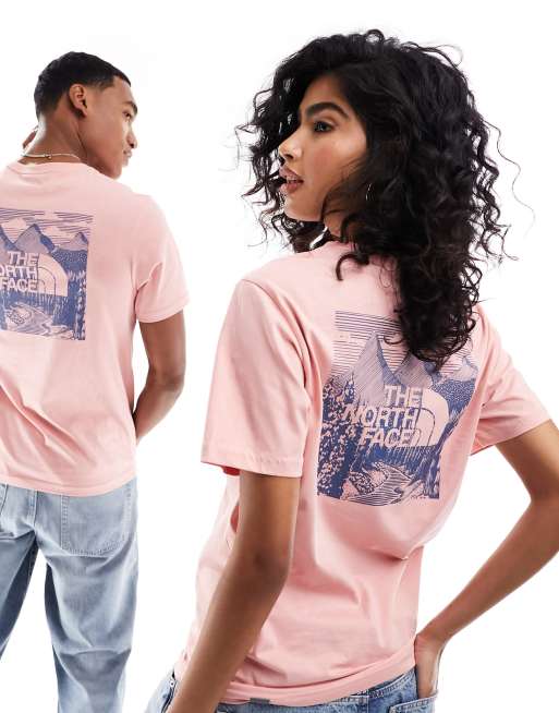 The North Face - Redbox Celebration - Set van 2 T-shirts met print op de achterkant in roze, exclusief bij ASOS