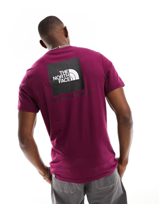 The North Face - Redbox - T-shirt met print op de achterkant in bordeauxrood