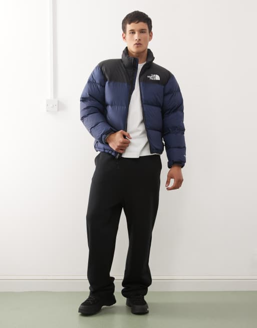 The North Face – Retro Nuptse – Marinblå pufferjacka med dun, 2 av 5