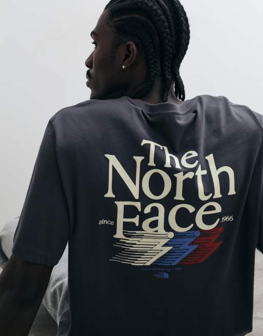 The North Face Retro Trail graphic T-shirt in grijs, 5 van 5