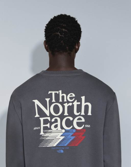 The North Face Retro Trail relaxed crew in grey, 2 of 7