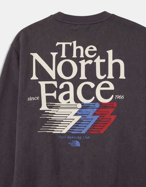 The North Face Retro trail relaxed crew neck sweatshirt in grey, 8 of 9