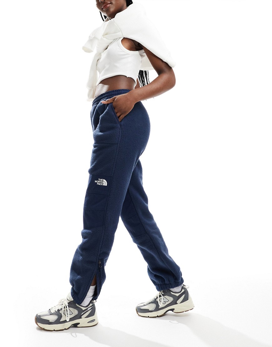 The North Face Ripstop Denali Sweatpants In Navy