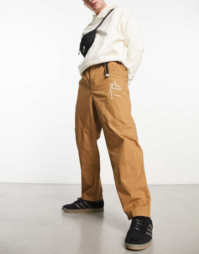 The North Face Rispstop Easy pants in brown