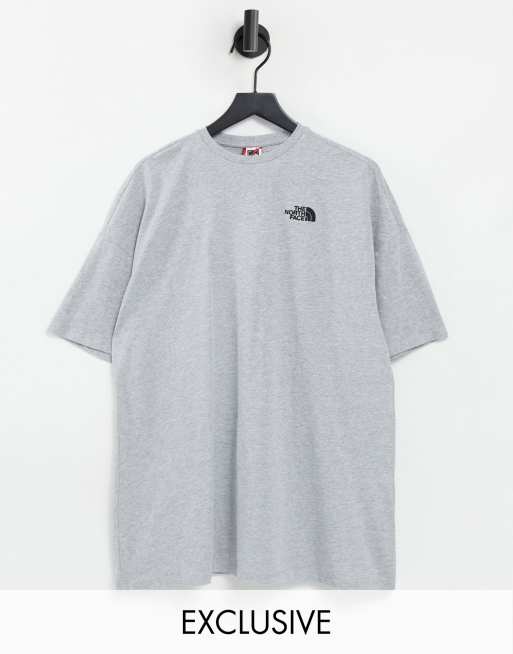 The North Face Robe t shirt Gris Exclusivit ASOS ASOS