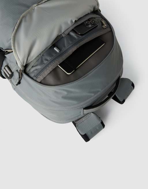 The North Face Router in meld grey, 2 of 3