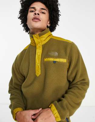 The North Face Royal Arch quilted 1/4 snap fleece in khaki-Green