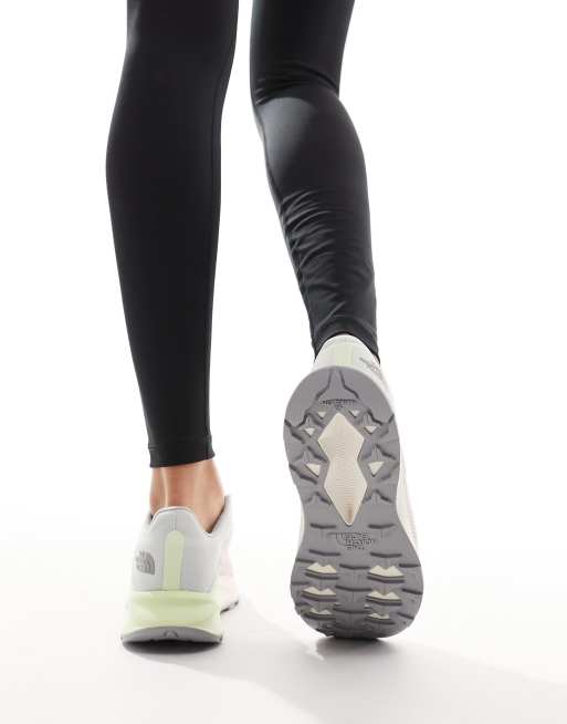 The North Face Running VECTIV Eminus trail trainers in pink and grey, 4 of 5