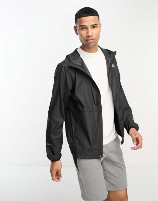 The North Face – Running – Windjacke in Schwarz mit Kapuze und Reißverschluss
