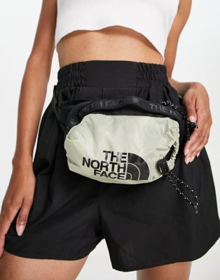 The North Face S Bozer III bum bag in green