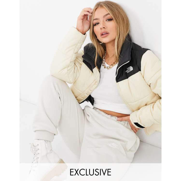 The North Face Saikuru crop puffer jacket in beige Exclusive at ASOS | ASOS
