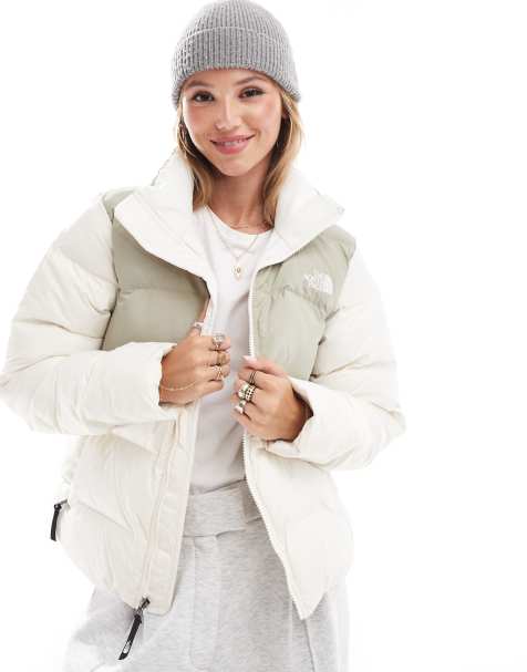 The North Face – Saikuru – Krótka kurtka ocieplana w kolorze złamanej bieli - view 1