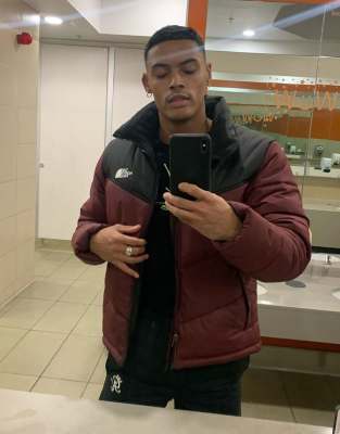 burgundy north face fleece