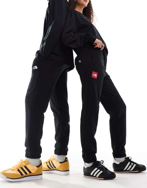 The North Face - Seven Summits Axys Redbox - Joggers oversize neri con logo, 2 di 4