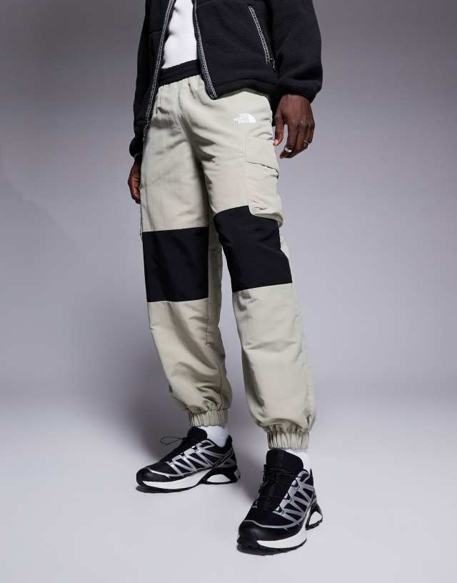 The North Face Seven Summits Himalayan woven cargo trousers in